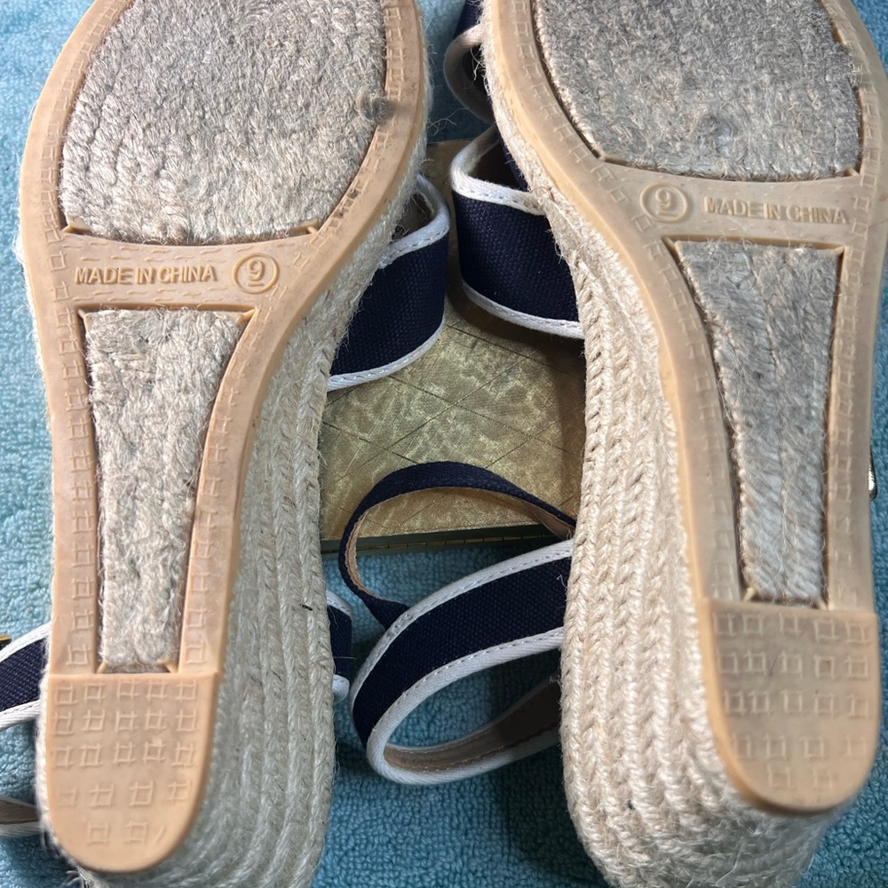 TALBOTS Navy and white Strappy Espadrilles wedged heel Sandals Sz 9 - Picture 6 of 9